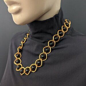 LADY REMINGTON BLACK BEAD HOLD NECKLACE 90S VINTAGE NOS